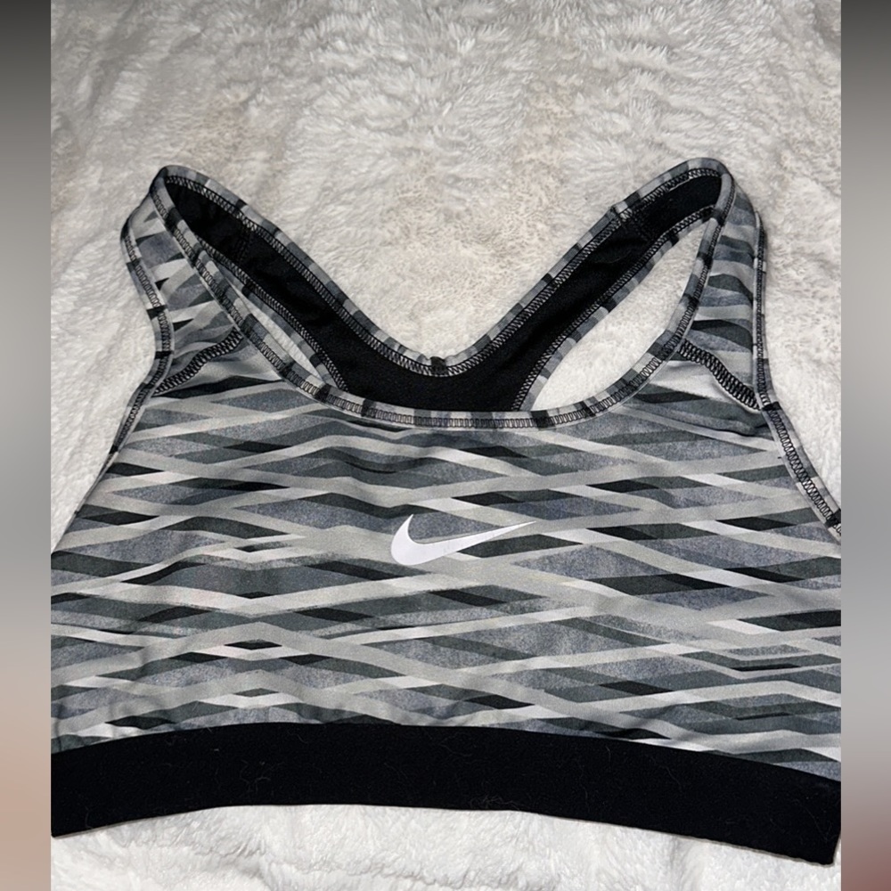 LIMITED EDITION NIKE PRO SPORTS BRA